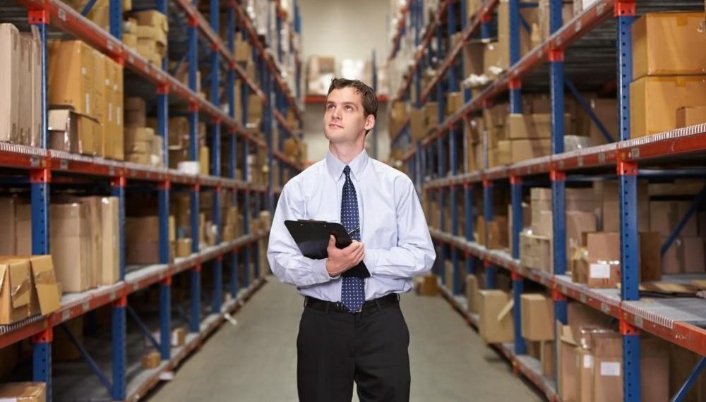 everything-you-need-to-know-about-the-role-of-an-inventory-clerk-ibusiness-angel